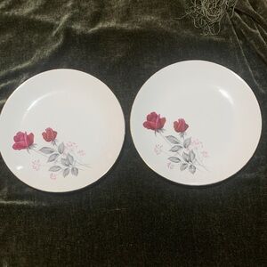 Crown Essex Elegant Gold Trim Rose Pattern Dinner Plates